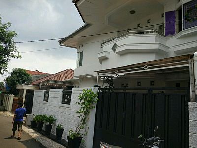 RUMAH Hook 2 Lan* Full Furnished di Pondok Kelapa Jakarta